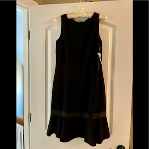 Karl Lagerfeld Paris Flounce Bottom Dress. NWT. Size 4 Black